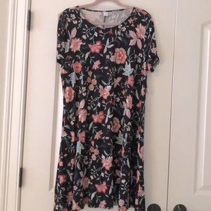 Old Navy Women’s Short Sleeve Swing Dress